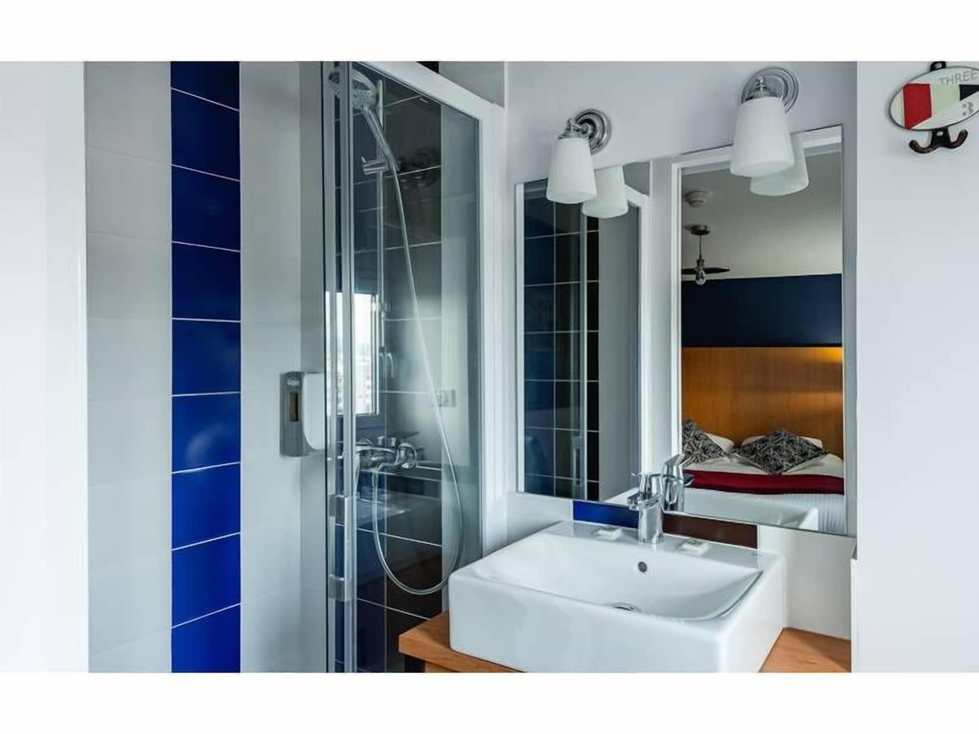Brit Hotel De Paris แซ็งฌองเดอลูซ ภายนอก รูปภาพ