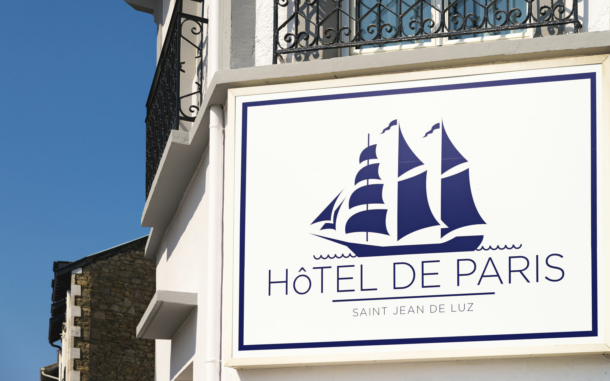 Brit Hotel De Paris แซ็งฌองเดอลูซ ภายนอก รูปภาพ